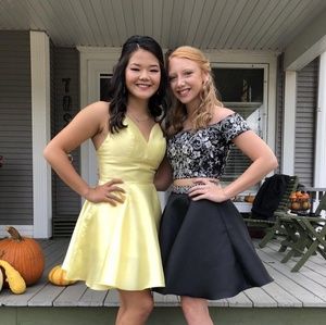 Yellow Sherri Hill homecoming dress